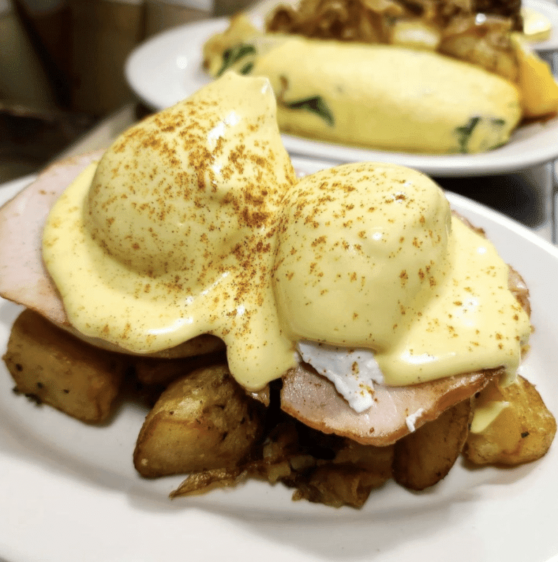 Eggs Benedict