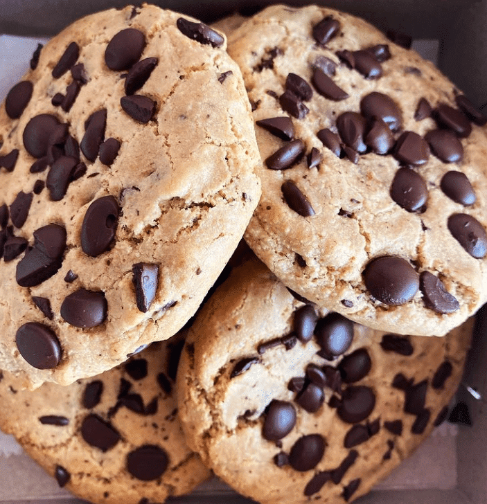 lexis kitchen chocolate chip cookies