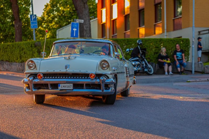 mercury montclair car history