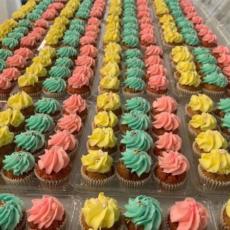 mo'pweeze bakery