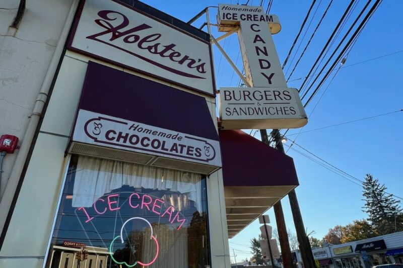 holstens ice cream bloomfield