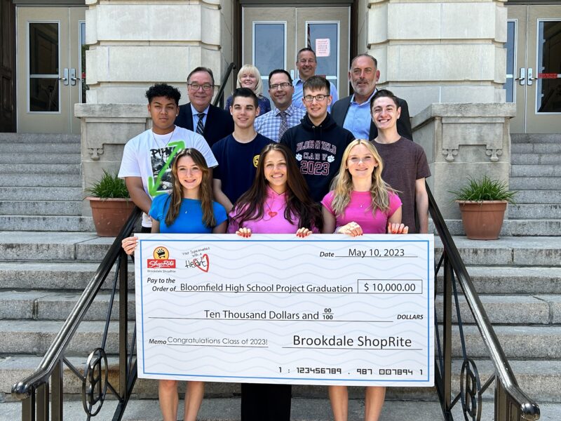 ShopRite Donates to Bloomfield HS