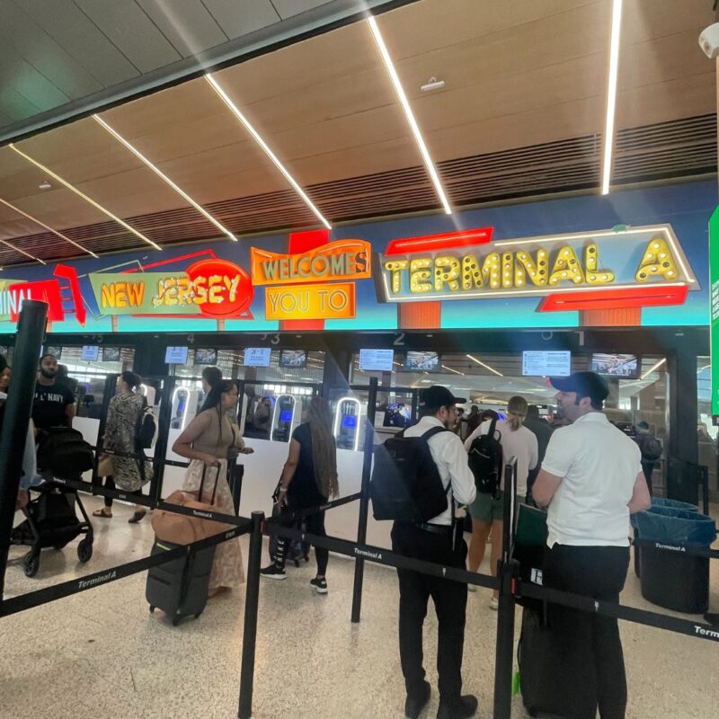 newark airport terminal a local businesses