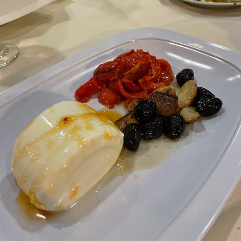 cucina calandra burrata bar