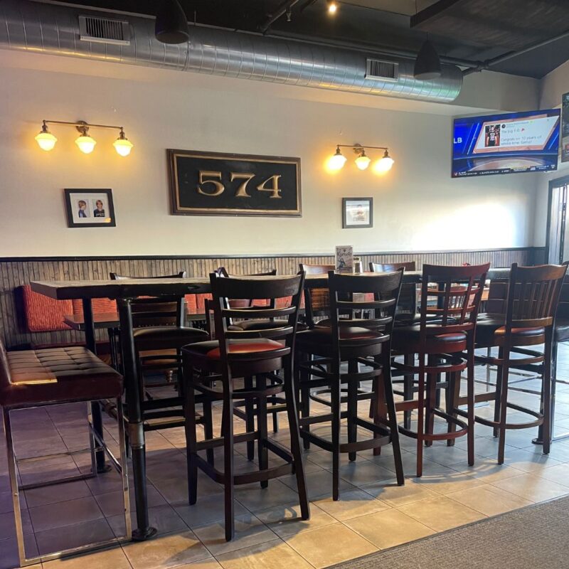 six points pub bloomfield