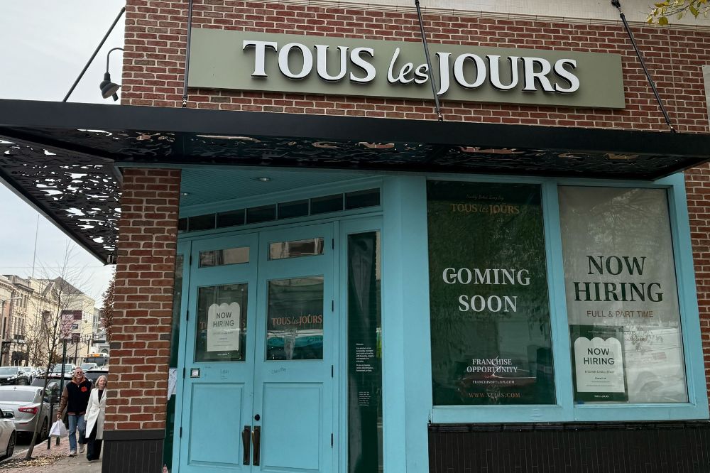 New French-Asian Bakery Opens in Former Lululemon Space in