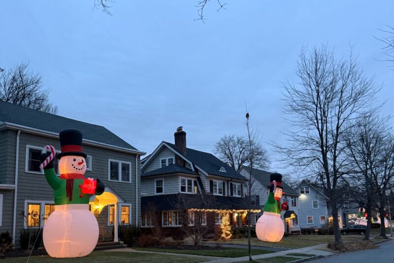 holiday snowmen warren place montclair nj