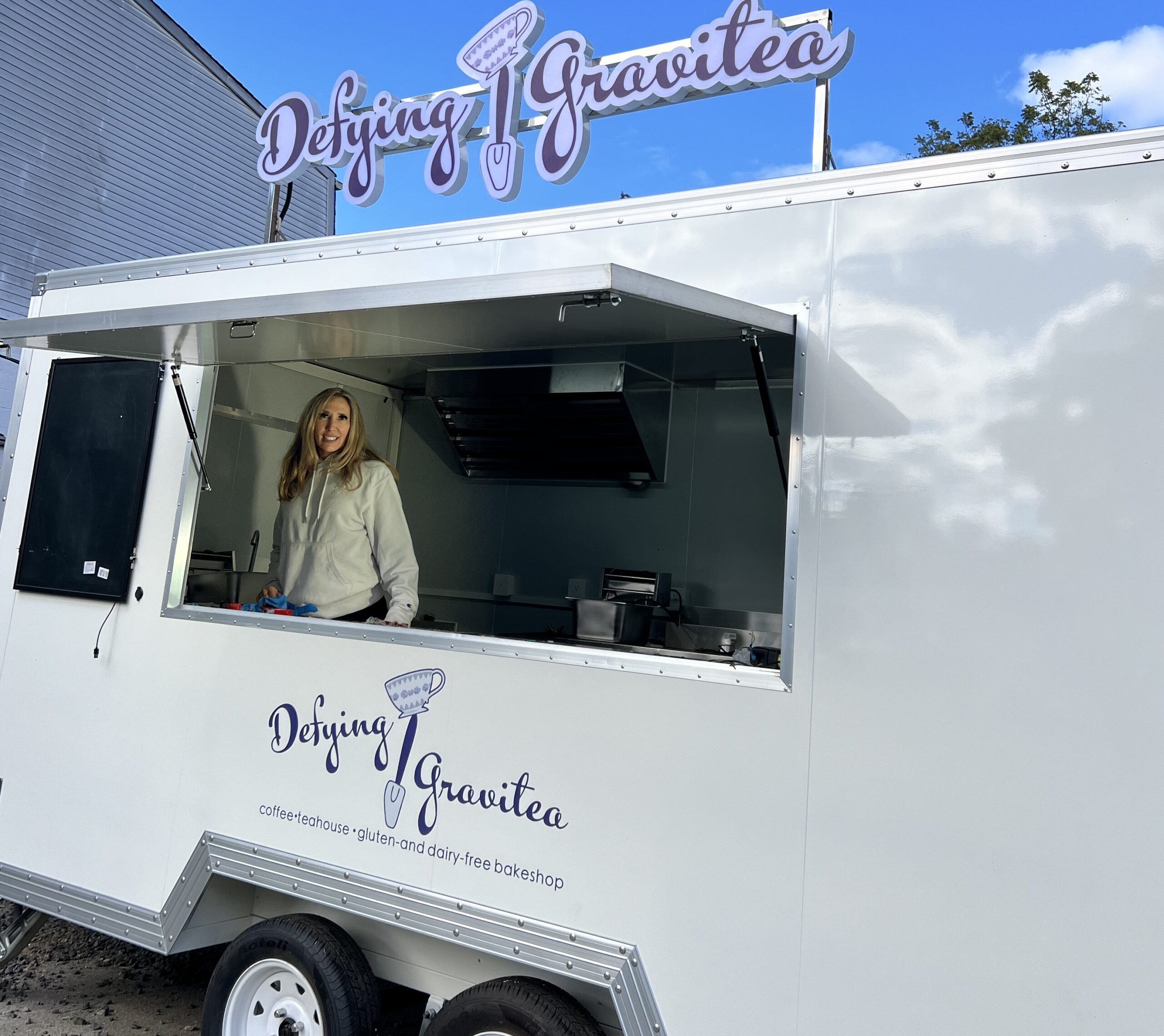 gravity-defying food truck
