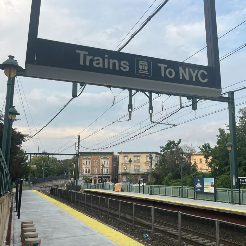 ada accessible train stations nj